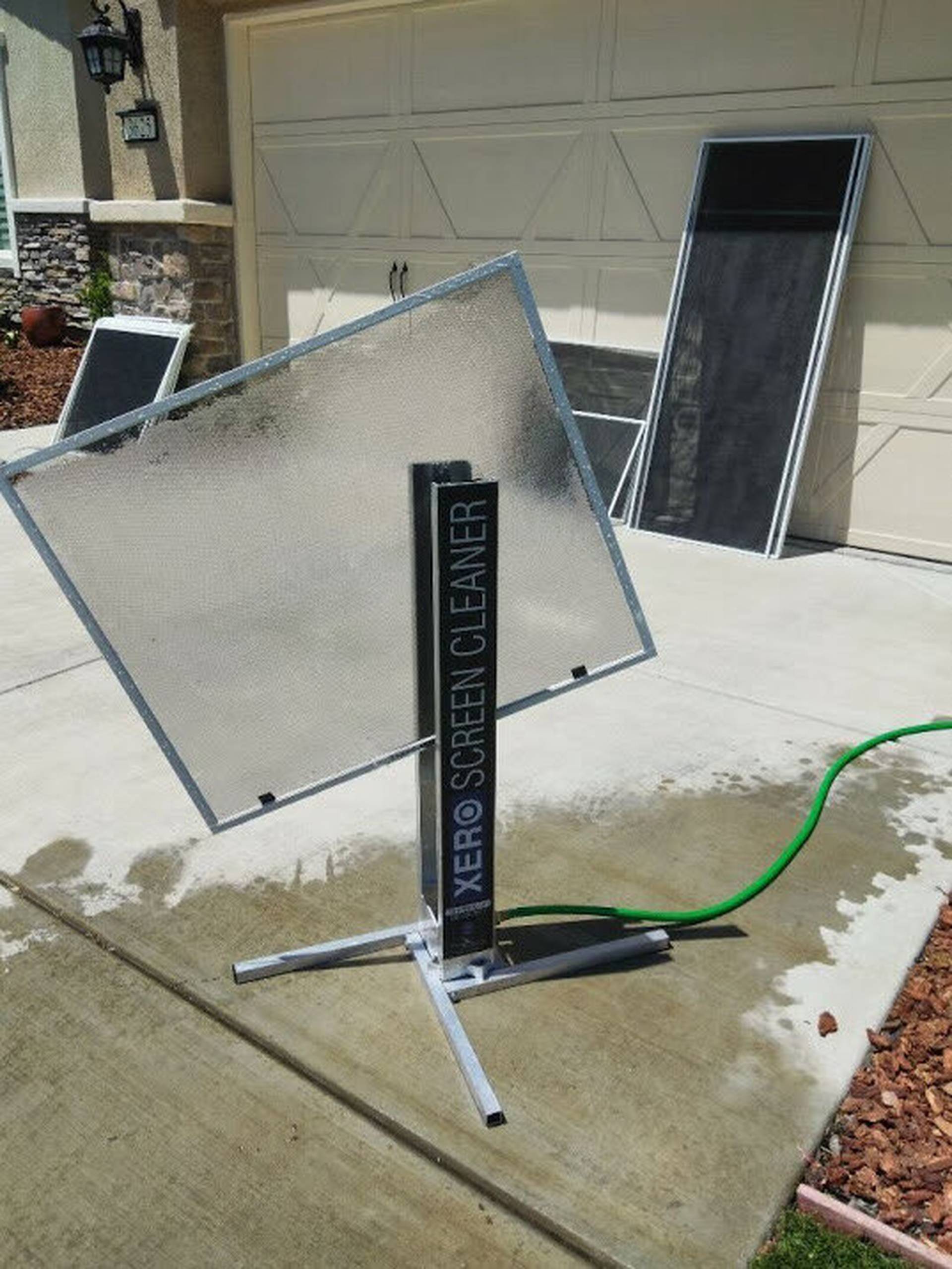 Gutter Cleaning in Calgary